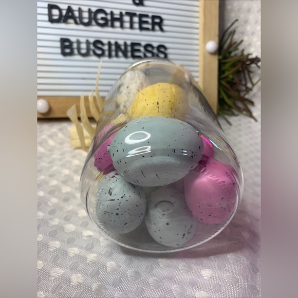 NEW PIER 1 SPECKLED EASTER EGG TABLE SCATTER FILLER In Plastic Jar - Picture 2 of 3